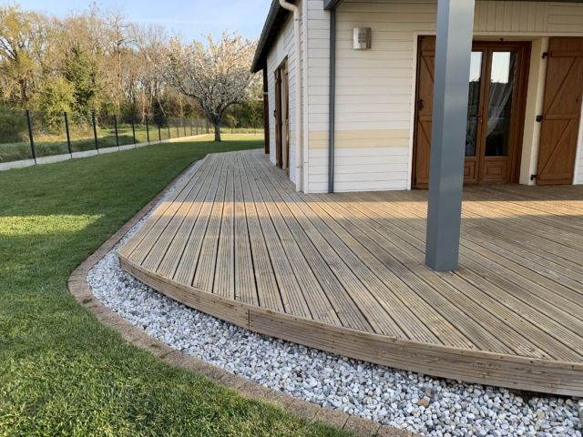 Terrasse en bois | ALURENO | Neuville-de-Poitou - Vienne